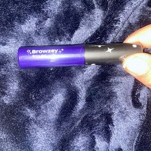 Browzey brow gel